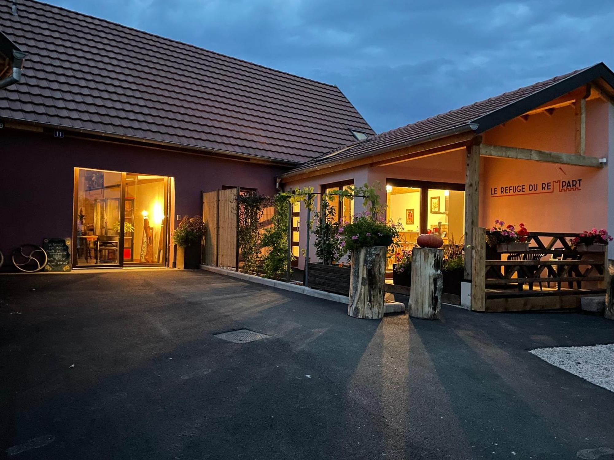 Hotel Le Refuge Du Rempart Dambach Habitación foto